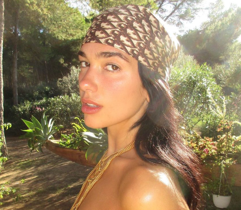 Këto leksione nga Dua Lipa duhet t’i lexosh patjetër
