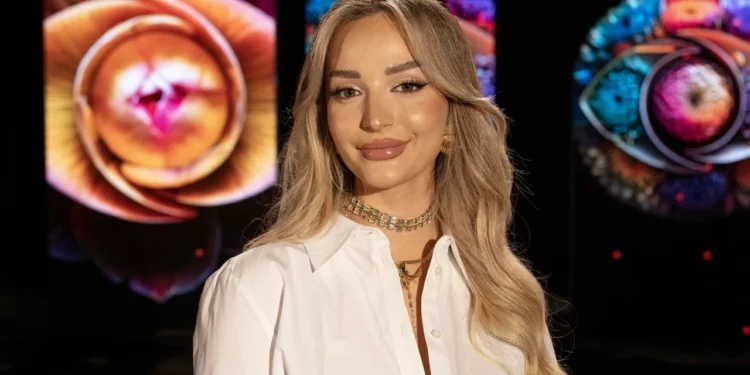“Selin the Queen” brenda shtëpisë së BBVIP 5/ Balerinë, moderatore dhe influencere, kush është Selin Bollati?