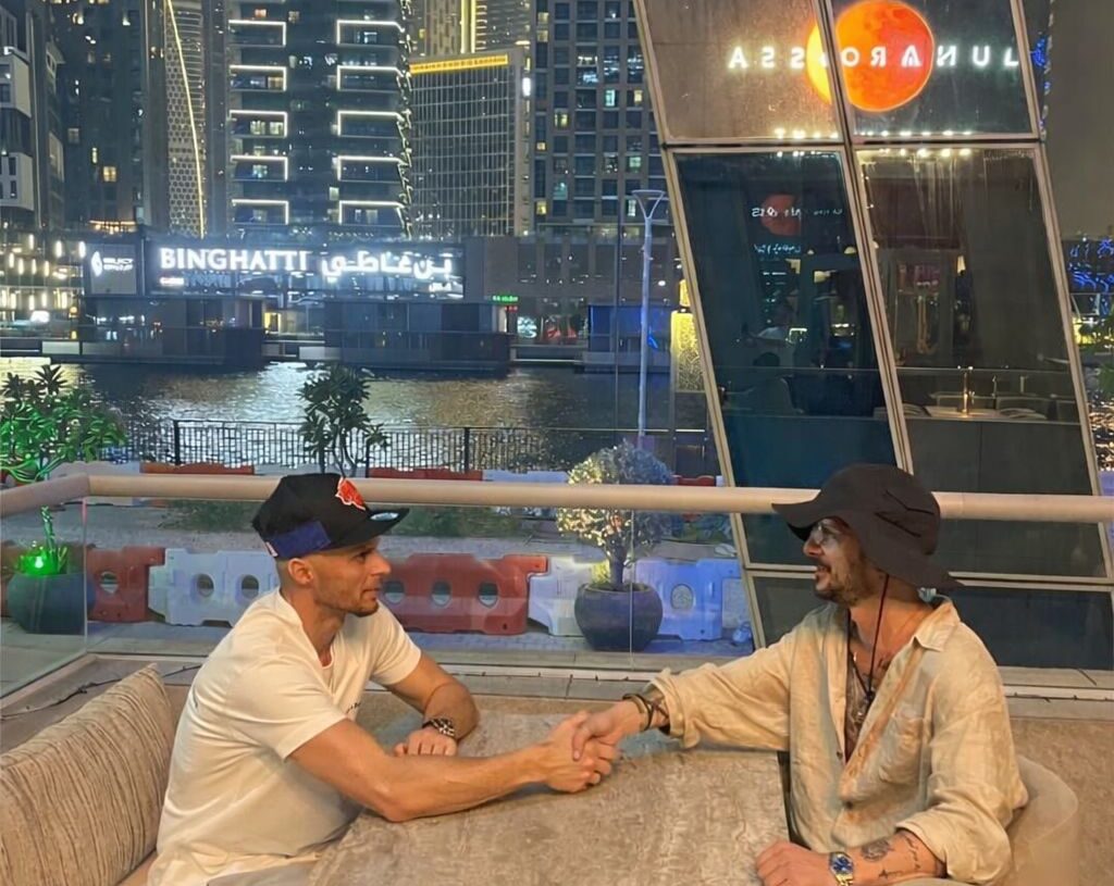 Historia e një bashkëpunimi që u kthye në brand: 44eyewear syzet që mbajnë identitet