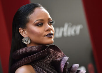 Të shtëna me armë pranë shtëpisë së Rihannës në Los Anxhelos, arrestohet një grua