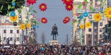 Festimet për Ditën e Verës bllokojnë rrugët në Tiranë!  Si do të kufizohet qarkullimi për dy ditë