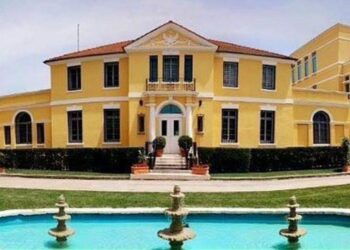 “Mos e përdorni vizën turistike për lindje”, Ambasada e SHBA-së paralajmëron qytetarët shqiptarë për pasojat
